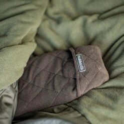 Trakker Hot Water Bottle -TRAKKER Store hot water bottle 1