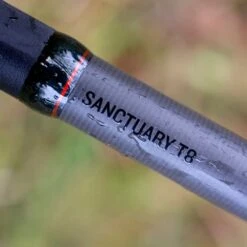 Trakker Sanctuary T8 Landing Net 15 Trakker Sanctuary T8 Landing Net -TRAKKER Store sanc t8 landing net ls05 1 1