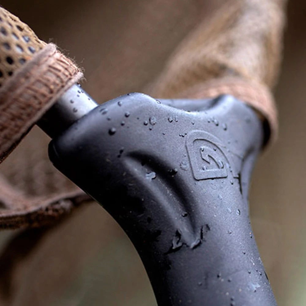 Trakker Sanctuary T8 Landing Net 9 Trakker Sanctuary T8 Landing Net - Image 7